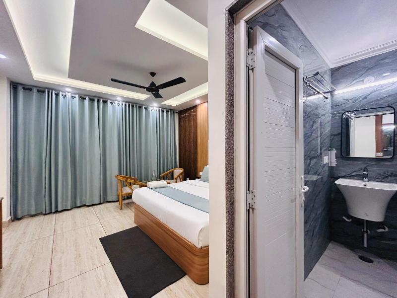 Oakleaf Hotel & Resort - A Classic Rooms & Prime Location Near Library Chowk - image 22