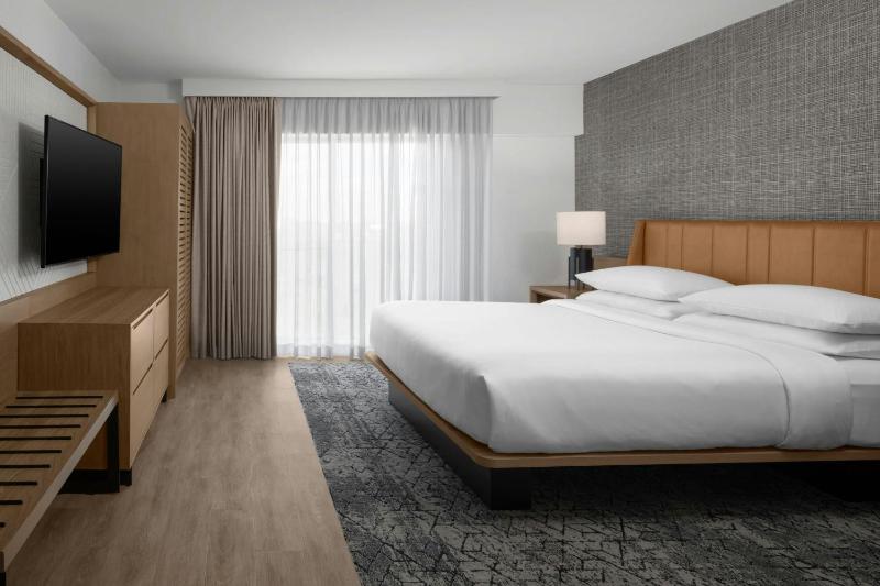 Sheraton Suites Fort Lauderdale At Cypress Creek - image 30