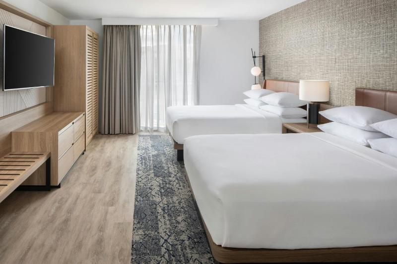 Sheraton Suites Fort Lauderdale At Cypress Creek - image 36