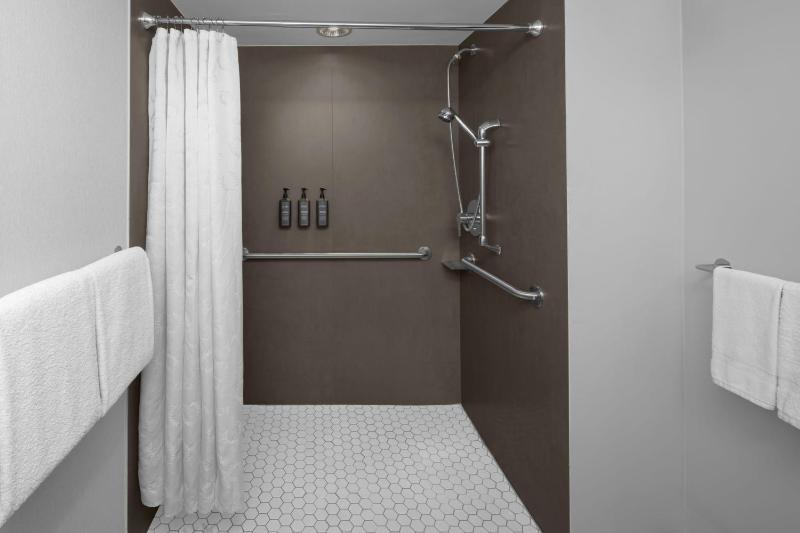 Sheraton Suites Fort Lauderdale At Cypress Creek - image 22