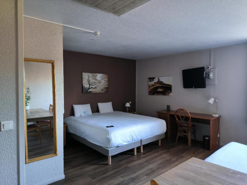Kyriad Hotel Montpellier Centre Antigone - image 31