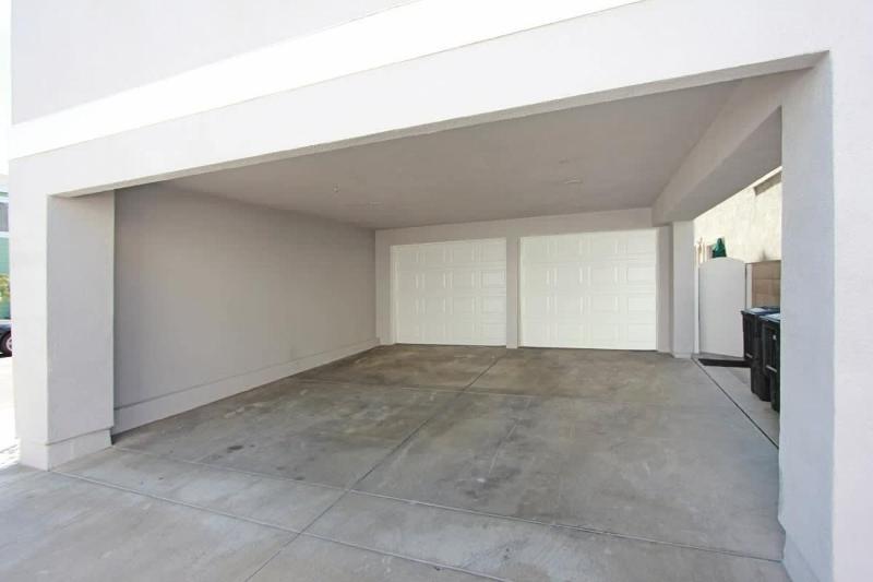 Beautiful beach house 2 blocks to the sand home - image 17