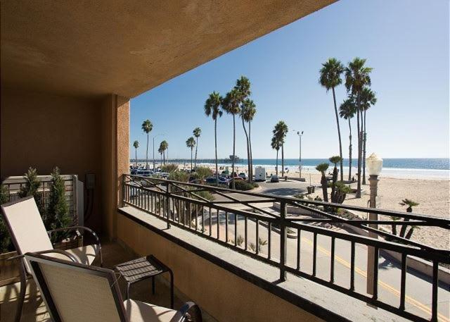 Beachfront Close to Newport Pier- 2314 WOF A home - image 31