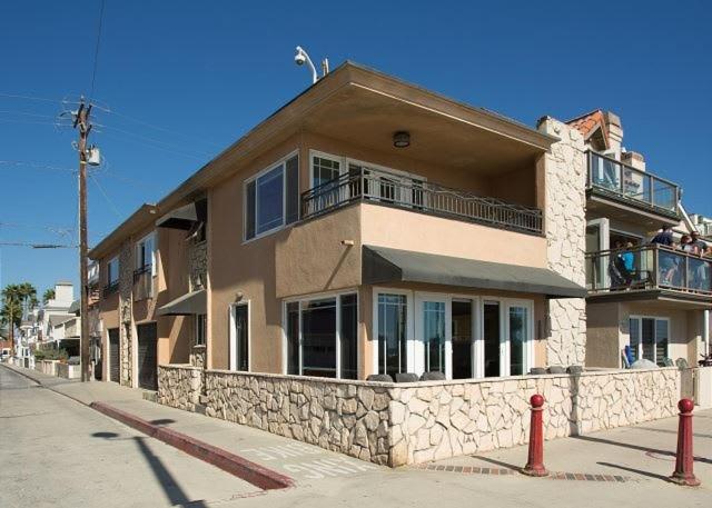 Beachfront 2Bdr Studio Close to Newport Pier- home - image 8