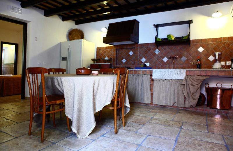 B&B Sabir - image 24
