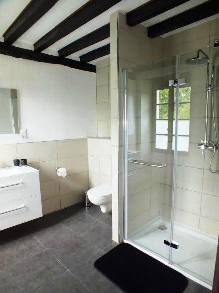 Quadruple Room image 2