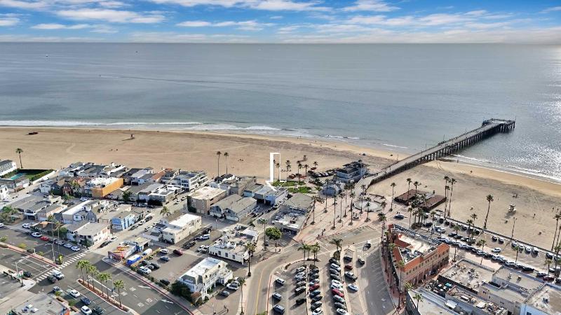 Next To The Newport Pier withOcean View Deck home - image 14