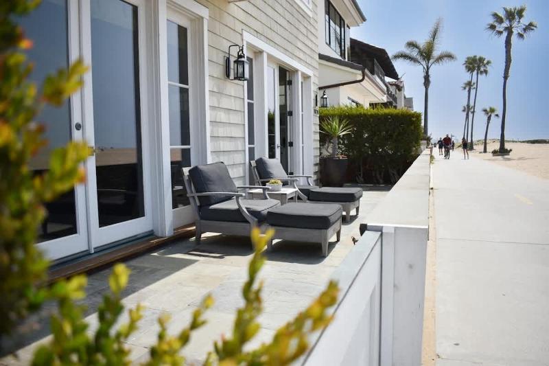 1028 W Oceanfront - Beautiful 5bdr Beachfront on Scenic Bike Path - image 33