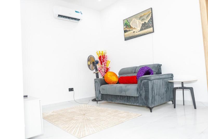 4 Bedroom in Ikate Lekki - image 7