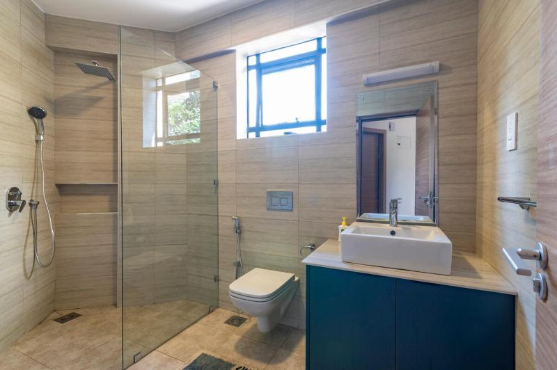 Green and Spacious 1 bed in Rhapta Road - image 5