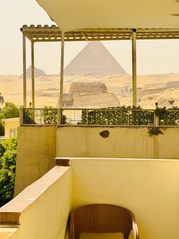 Giza Pyramids Hotel - image 2