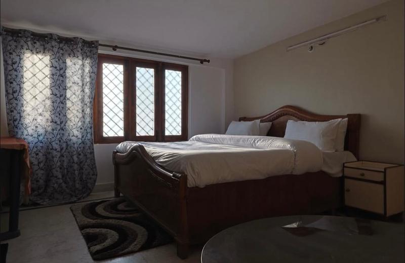 The Hidden Hills Stay2BHK Near Mall Road - image 5
