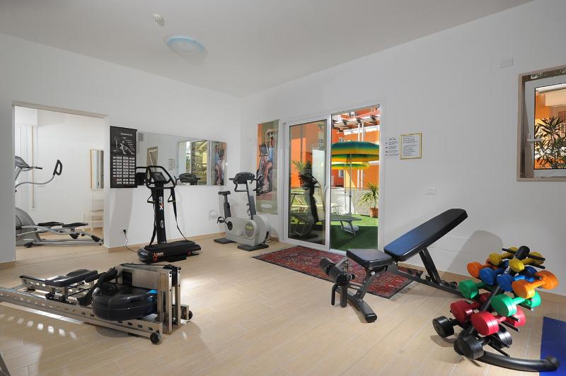 Hotel Lilia - image 5