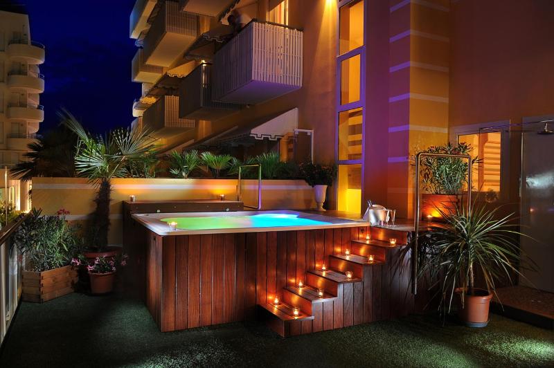 Hotel Lilia - image 9
