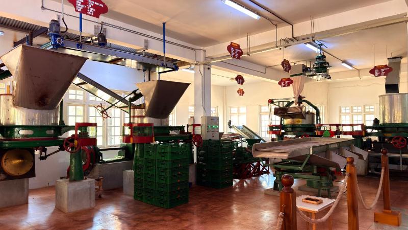 Kingswood Tea Factory - image 15