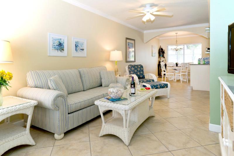 One-Bedroom Condo - Non-Smoking image 3