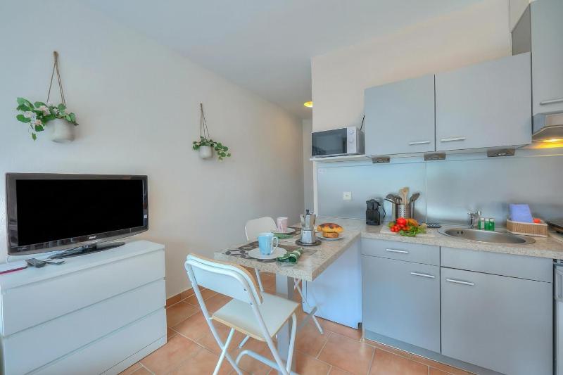 Cortivo Apartments with Lake View - image 42