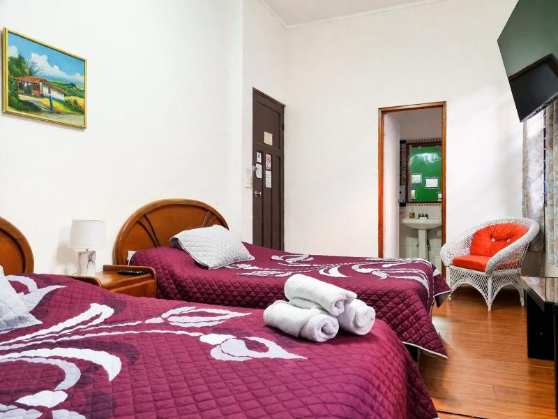 Hotel 1492 - image 9