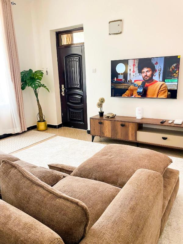 Little Haven 2 Bedroom Apartment - image 8