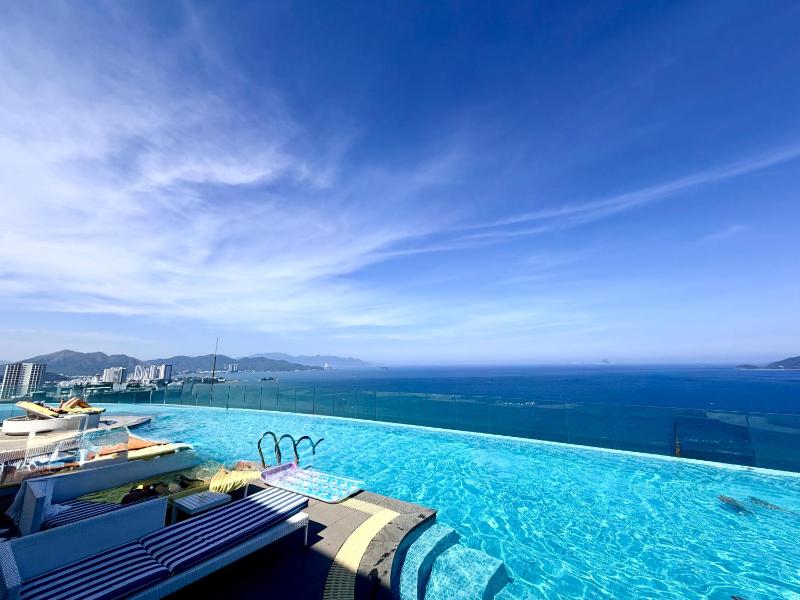 Luxury Oceanfront Residence - Heart of City - image 49