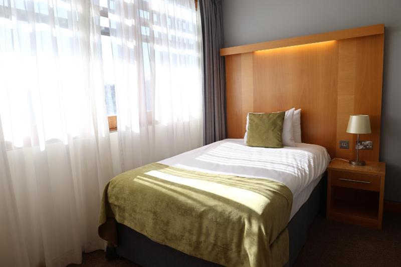 The Jubilee Hotel - image 34