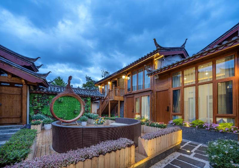 Frida's Inn 佰茂中式庭院花园美宿 - image 29
