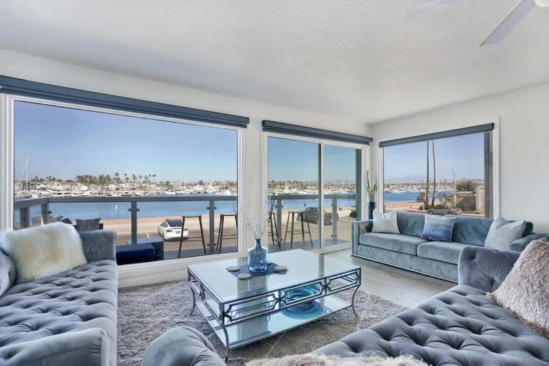 Amazing Views of Bay Beach and Marina Park-1807 home - image 18