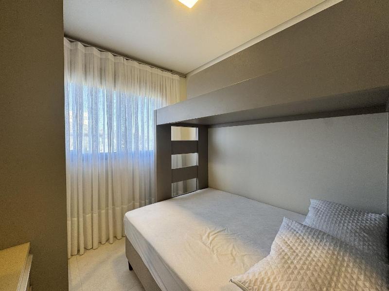 Sonho de Palmas 102 - Apartamento de frente para o mar na bela praia de Palmas com 3 dormitórios sendo 2 suítes - image 8