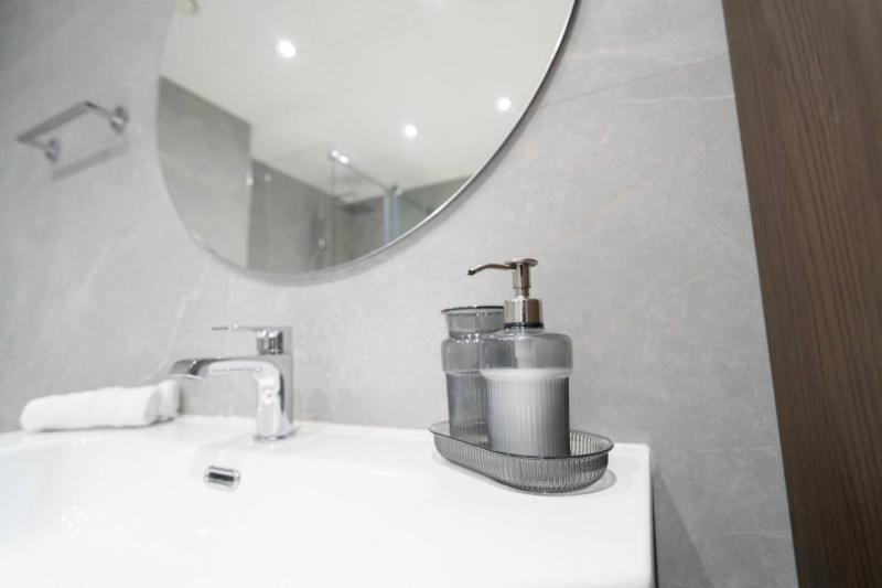 St Julians Paceville Mercury Suite with Pool - image 10