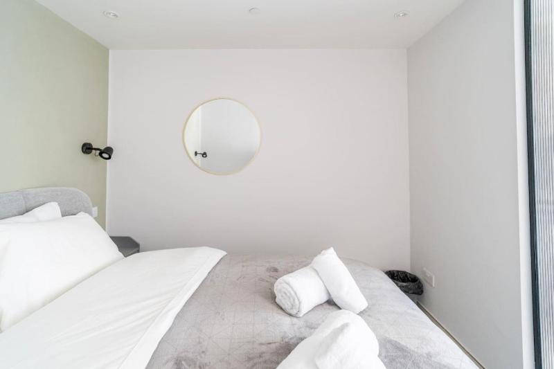 St Julians Paceville Mercury Suite with Pool - image 11