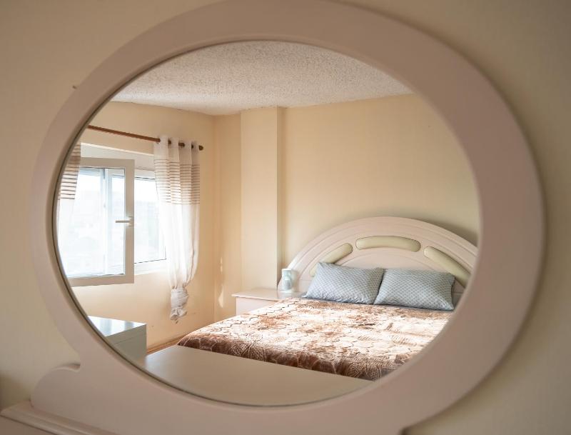 503 Sunny Mint Rooftop Apartment - image 10