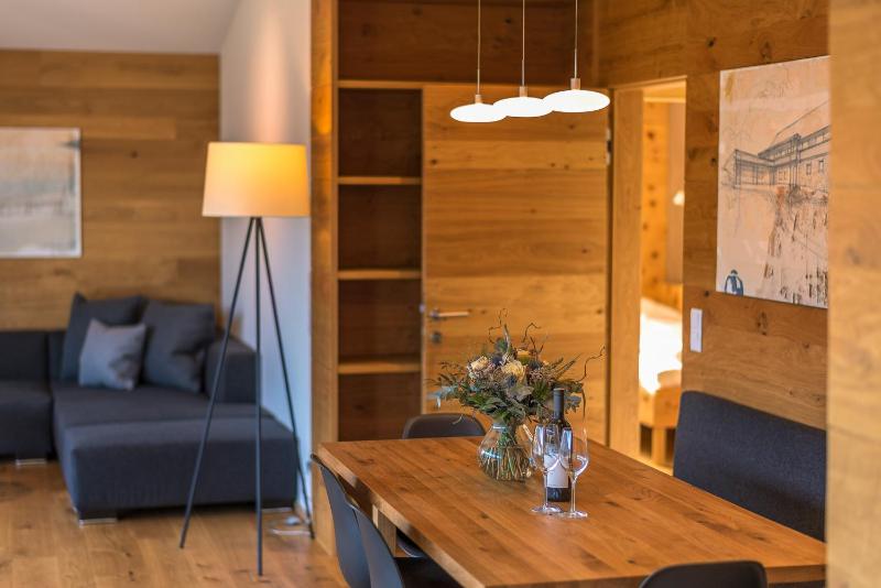 Two-Bedroom Penthouse Apartment with Terrace image 4