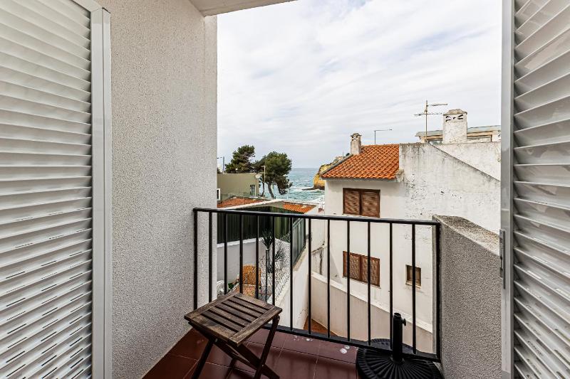 Azure Carvoeiro - image 5
