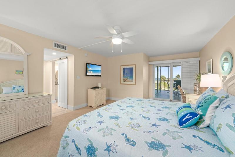 Island Beach Club #330E - image 33