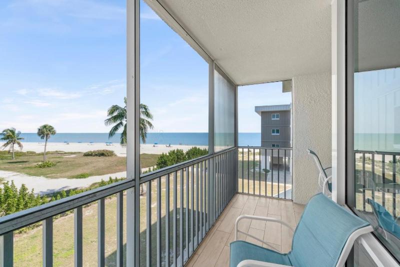 Island Beach Club #330E - image 28