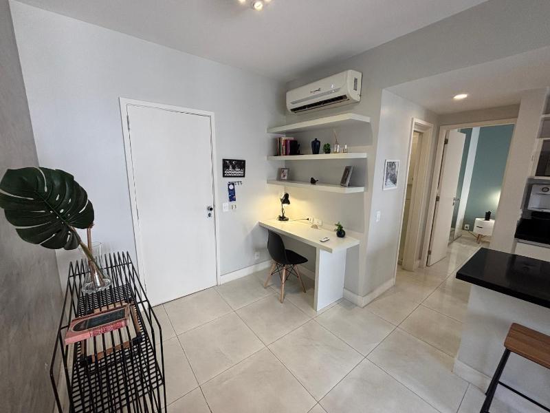 MC FLATS LEBLON INN - image 6