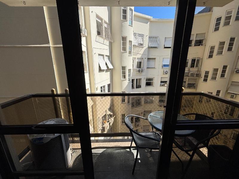 MC FLATS LEBLON INN - image 11