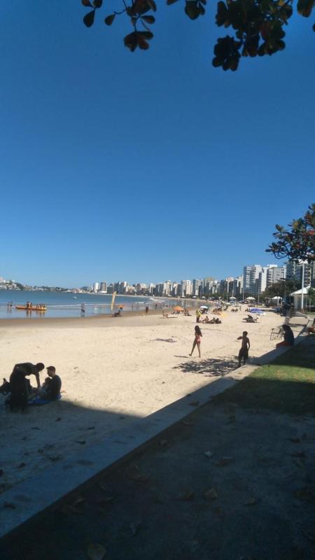 Apartamento Guarapari praia do morro - ao lado do bar do galo - image 11