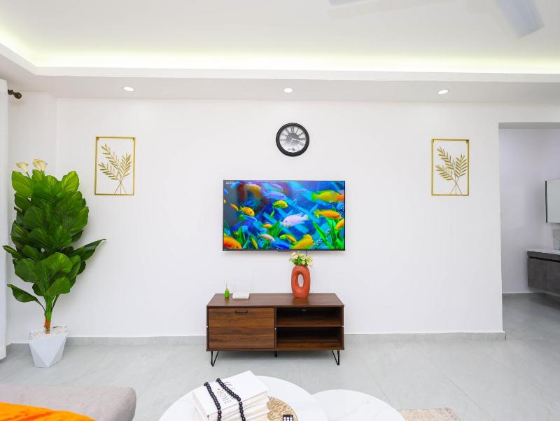 Modern 2BR with Pool - Nyali City Mall - image 4