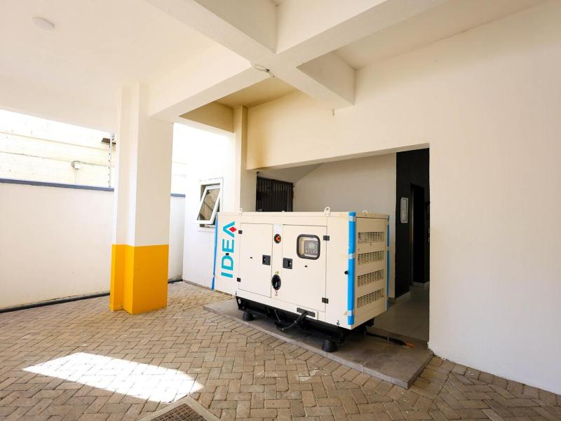 Modern 2BR with Pool - Nyali City Mall - image 12