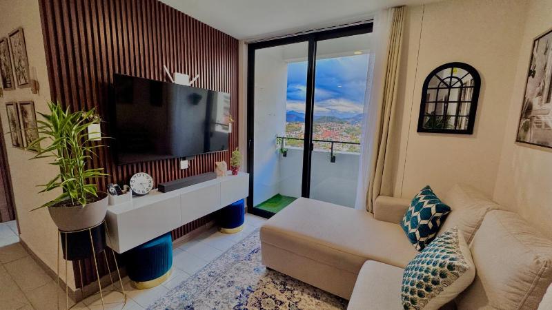 Apartamento con vistas balcón gym y parking - image 16