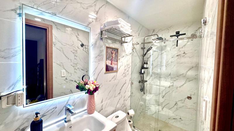 Apartamento con vistas balcón gym y parking - image 7