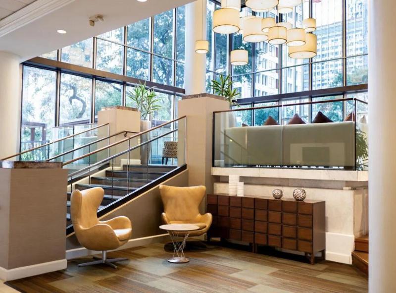 The Whitehall Houston - image 4