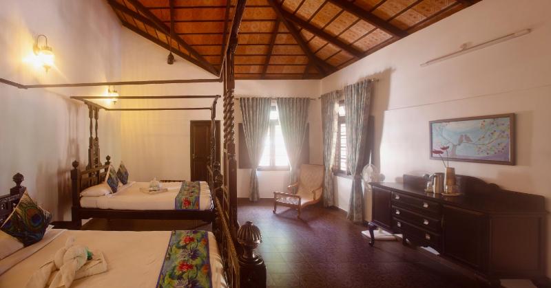 Misty Peaks - Luxury & Nature Homestay in Chikmagalur - image 6