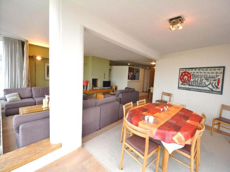 Apartment near Sailing Club with Sea Views - image 12