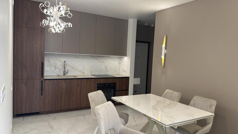 Kiev business class nice new apartment in the center near metro and park - image 1