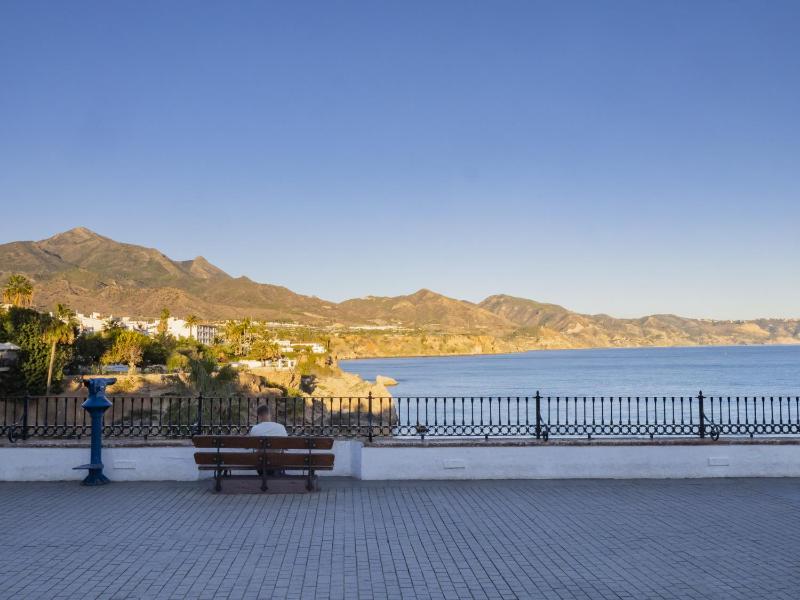 Cubo's Casa Nerja Roof Terrace - image 9