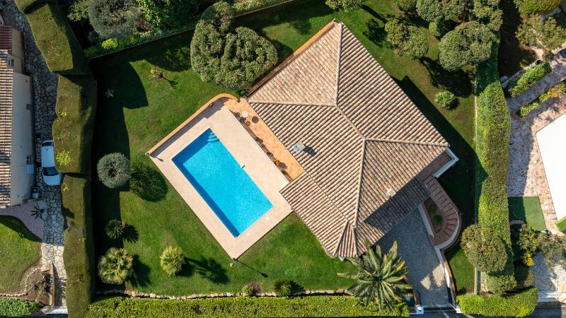 Villa provençale avec piscine et vue mer ! - image 23