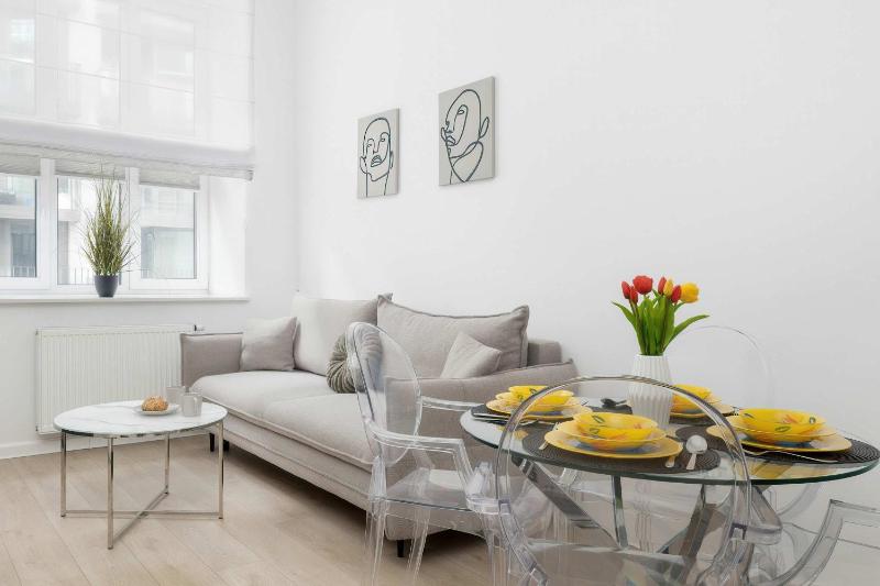 Calm & Functional Apartments in Lublin with SmartTV and Place for Remote Work by Noclegi Renters - image 30