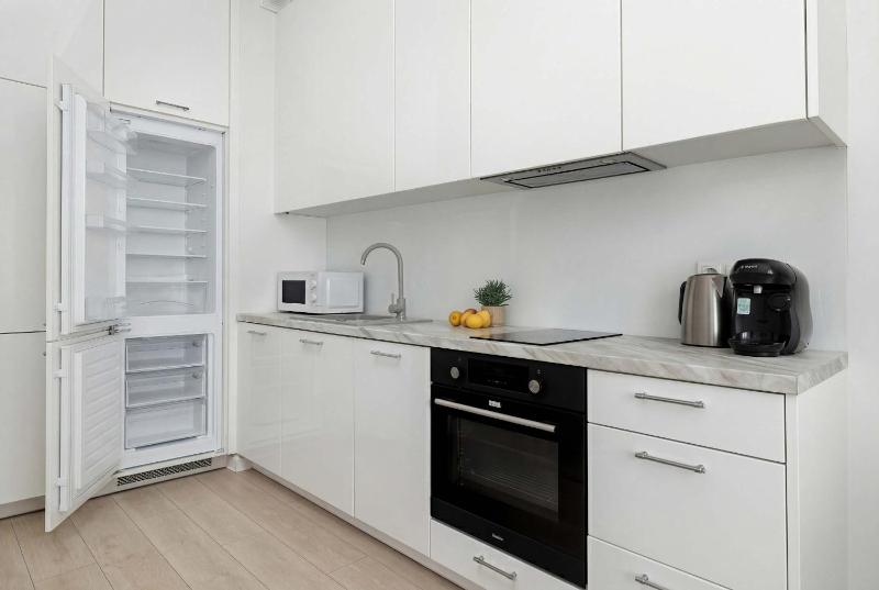 Calm & Functional Apartments in Lublin with SmartTV and Place for Remote Work by Noclegi Renters - image 26